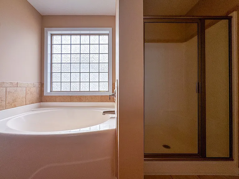 717 Saint Johns Loop — Photo 19