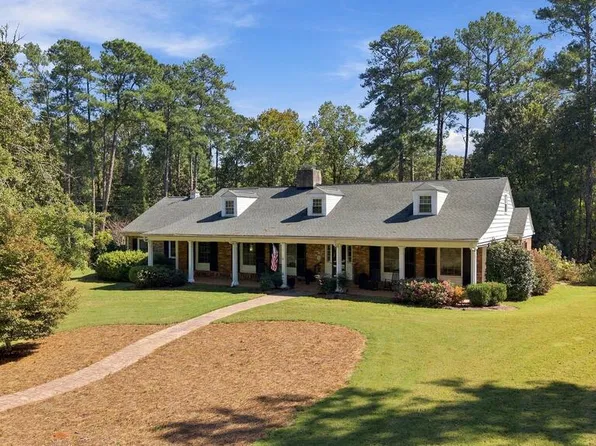 140 Rutledge Rd, Greenwood, SC 29649