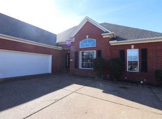 29 Fawn Ridge Dr, Jackson, TN 38305