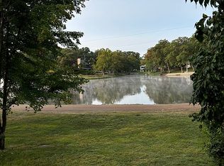 26 Southside Country Clb, Decatur, IL 62521