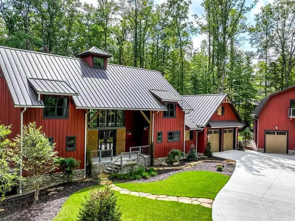 642 River Gorge Dr, Fayetteville, WV 25840