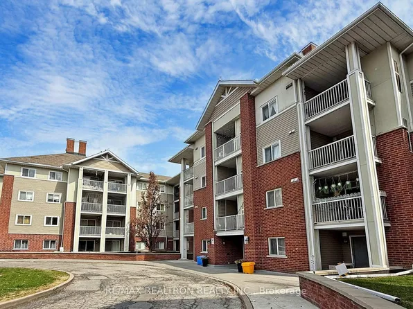 5225 Finch Ave E #220, Toronto, ON M1S 5W8