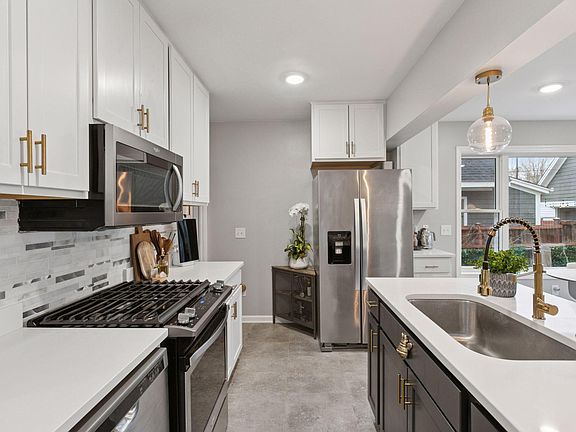 3rd image of 5217 France Ave S