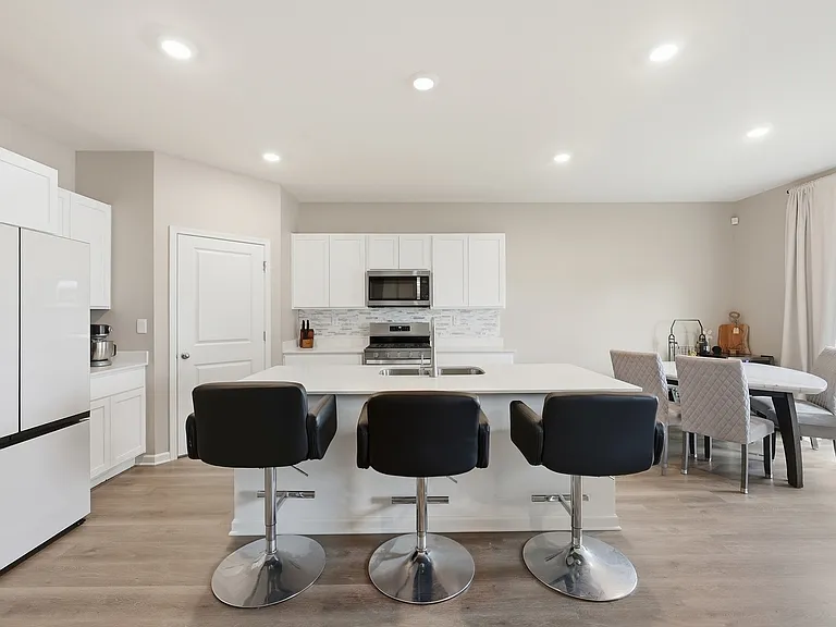 2282 Cobble Springs Dr — Photo 5