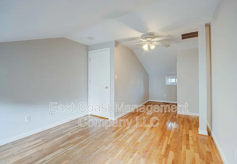 203 S Regester St — Photo 17