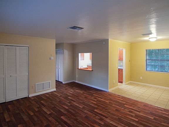 living room_03282016