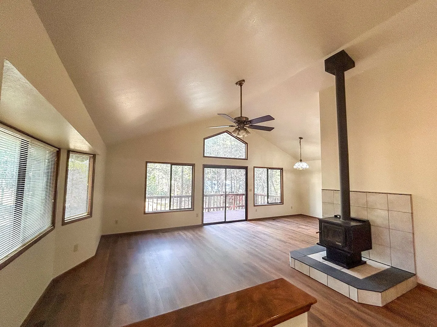 $300 Move In Special Off First Months Rent. — Photo 2