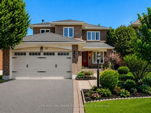 21 Dalecroft Cres, Ottawa, ON K2G 5V9
