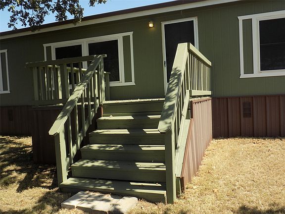 2nd image of 12792 Highway 199 W