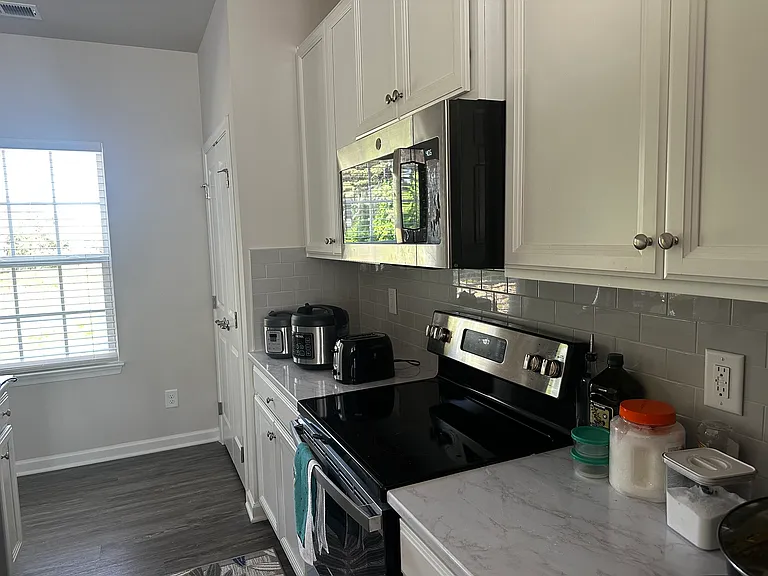8606 Red Canyon Way — Photo 12