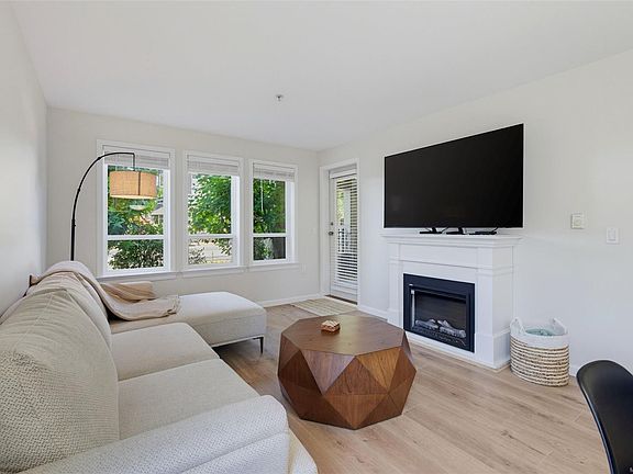 2nd image of 663 Goldstream Ave #110