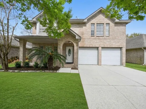 2914 Silent Dr, Sugar Land, TX 77498