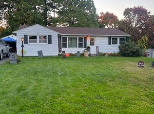 78 Coral Rd, Springfield, MA 01118