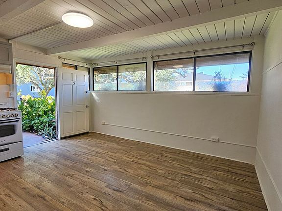 4th image of 224 Avenue H APT 05