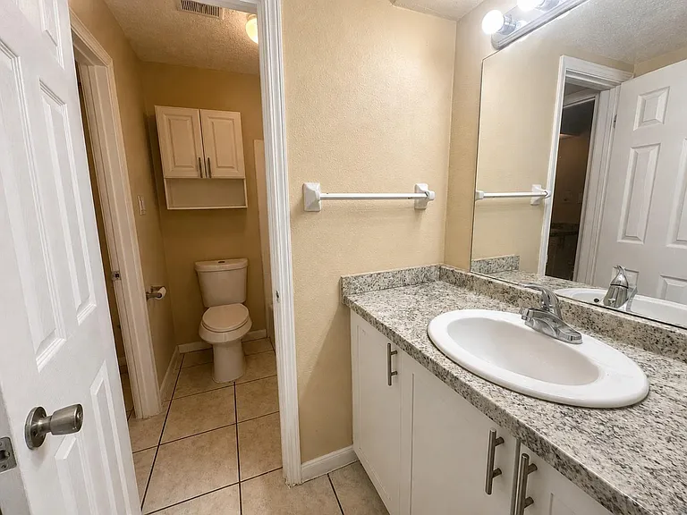 615 Cole St — Photo 15