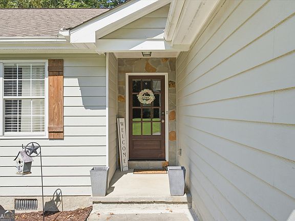 3rd image of 3009 Lakeview Pkwy