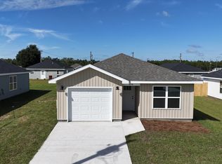 5436 Bayleaf Dr, Crestview, FL 32539