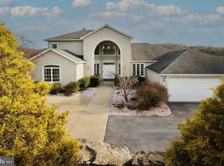 116 Colgate Ct, Port Matilda, PA 16870