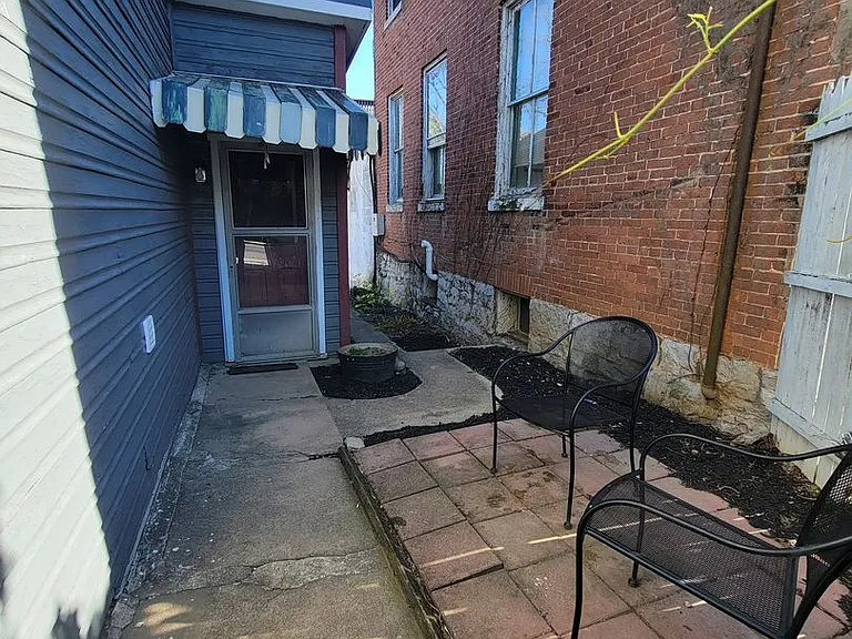 107-109 S Main St — Photo 24