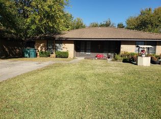 409 W Pelton St #B, Sherman, TX 75092