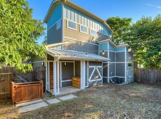 2203 E 14th St #B, Austin, TX 78702