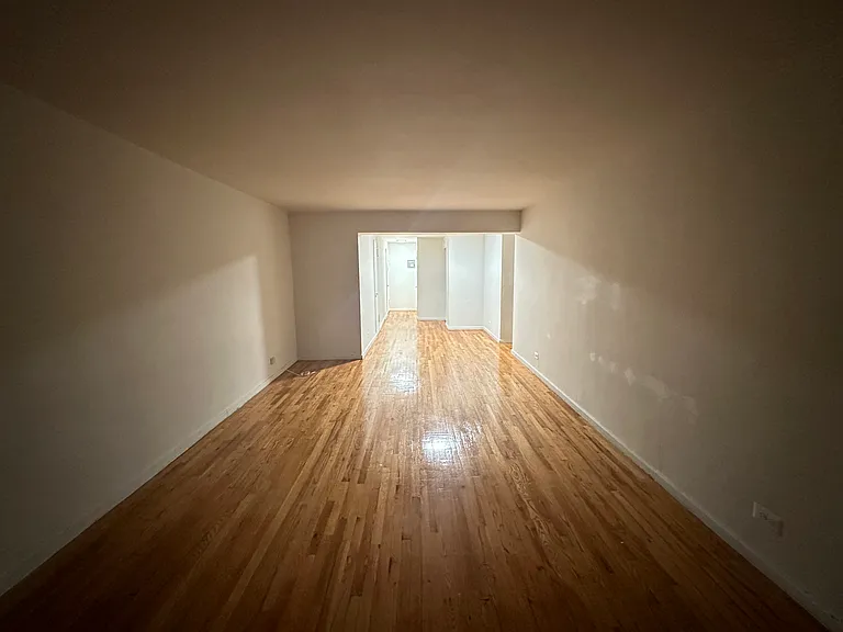 640 W 227th St #3 — Photo 2
