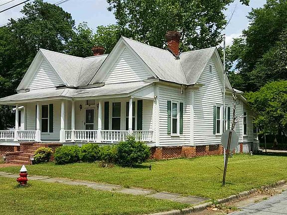 2nd image of 124 S Dooley St
