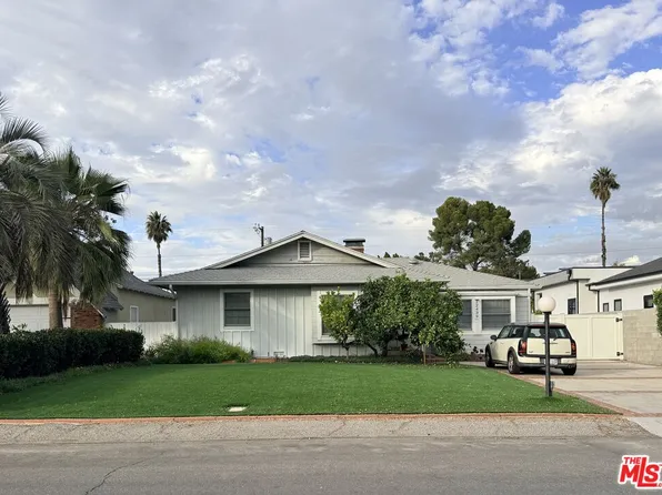 12439 Albers St, Valley Village, CA 91607