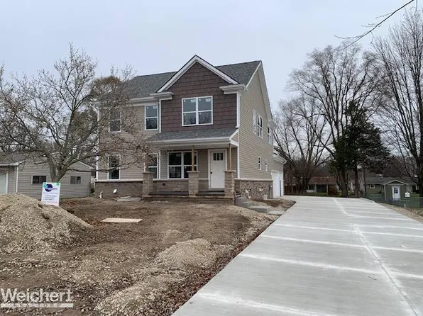 45916 Cornwall Ave, Utica, MI 48317