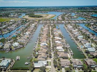 5732 Sea Turtle Pl, Apollo Beach, FL 33572