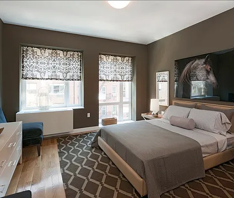 Sold by Liberty Alliance Real Estate Group | media 16