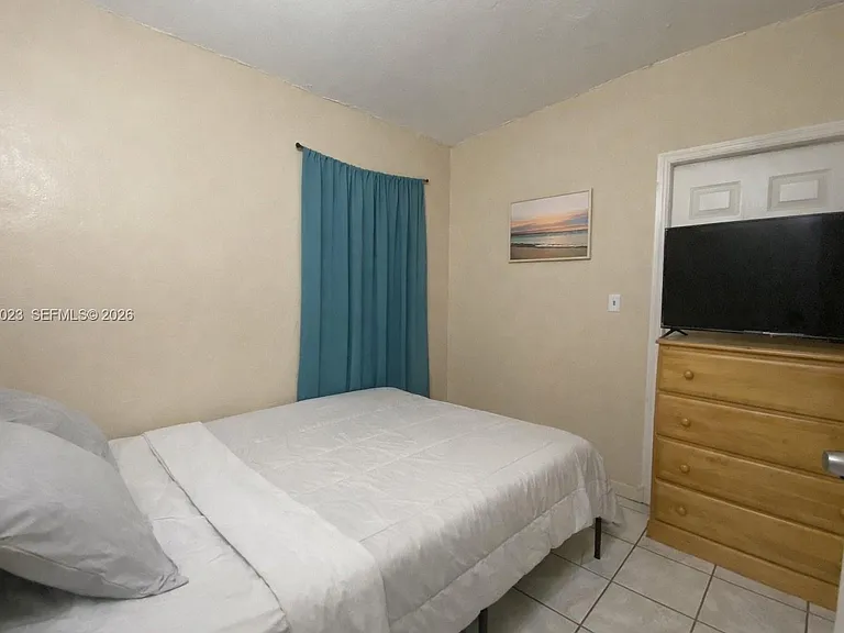 520 SW 6th Ave #3 — Photo 5