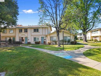 38551 Royal Ann Cmn, Fremont, CA, 94536