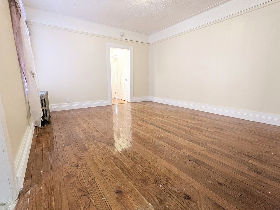 1st image of 147-15 Northern Blvd #E1