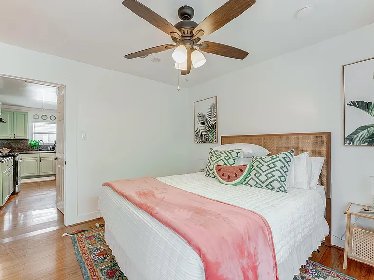 1115 Morris St — Photo 17