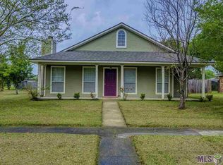 2580 Fairham Dr, Baton Rouge, LA 70816