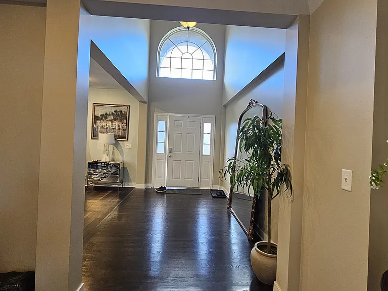 1685 White Oak Ln — Photo 6