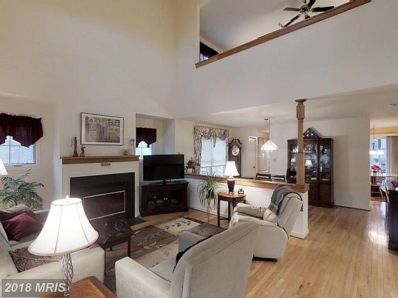 4th image of 5760 Woodglade Cir