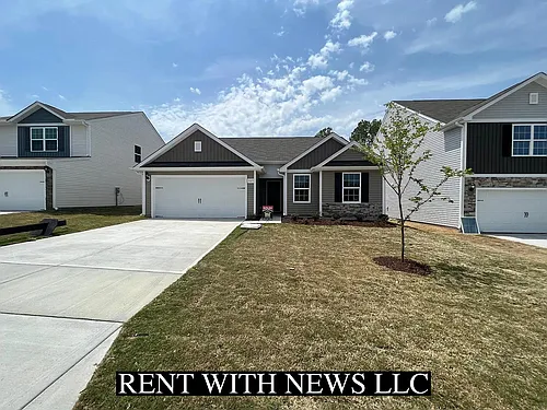 309 Turning Lake Dr Photo 1