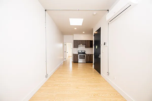 Rented by Oxford Property Group | media 9