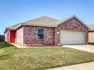 812 Green Heath Ave, Fort Worth, TX 76120