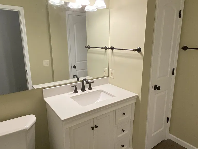 4176 Sylvia Ln S — Photo 3