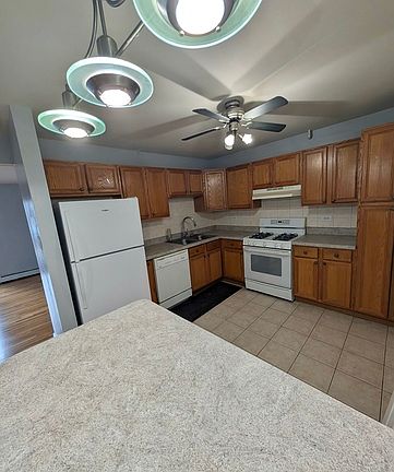 4th image of 8856 Northshore Dr #105E