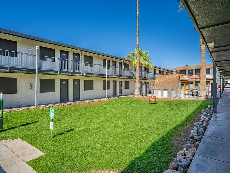 Building Photo 5