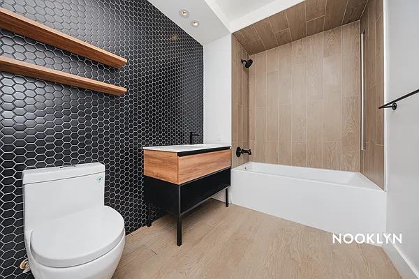 Rented by Nooklyn NYC LLC | media 90