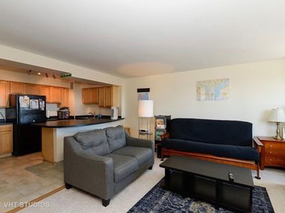 5th image of 6030 N Sheridan Rd APT 504