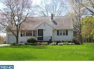 296 Perrineville Rd, Robbinsville, NJ 08691