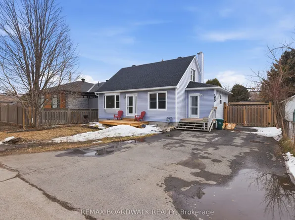 1250 Notting Hill Ave, Ottawa, ON K1V 6T7