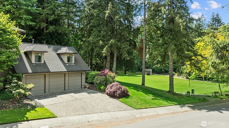 2nd image of 22329 NE 28th Street