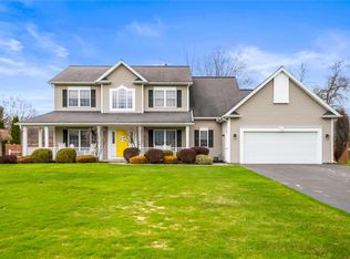 124 Sunny Mill Ln, Rochester, NY 14626